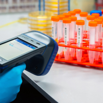 Brady RFID scanner voor snel overzicht in laboratoria